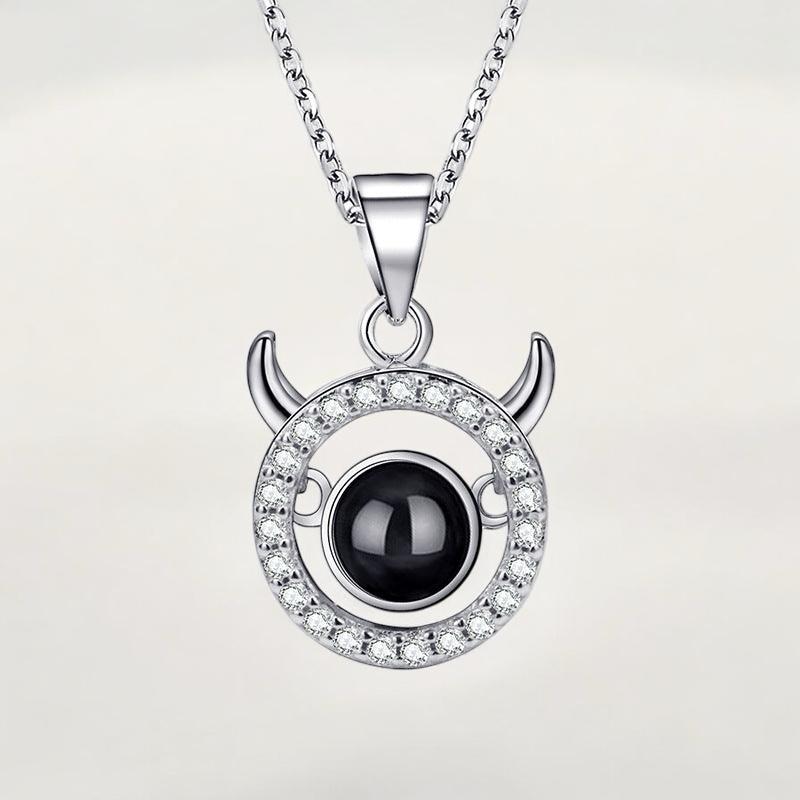 Colier cu pandantiv zodiacal Taur